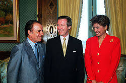 Con diversos partidos, se impuso al radical una vez en la presidencia, cambió el mensaje populista de. Carlos Menem Wikipedia La Enciclopedia Libre