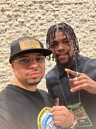 Junior 1 National Championship weekend and our own Gary Lee has just booked  his place into the 39 kilo final, which will take place tomorrow. Using his  height and ring craft against