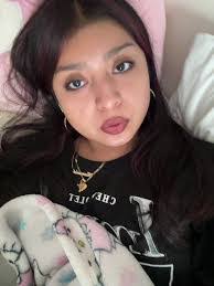 Pamela Todaro's Instagram, Twitter & Facebook