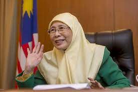 Temu bual eksklusif bersama yab dato seri dr wan azizah wan ismail , timbalan perdana menteri malaysia bersempena hari. Wan Azizah Comprehensive Support System Empowers Women The Leaders Online