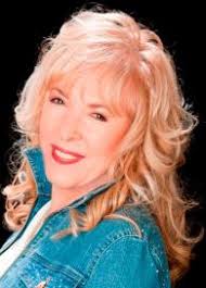 Bobby Marquez Featured In World Famous Bluebird Cafe Songwriters Round with  Barbara Fairchild, Wood Newton and Linda Davis