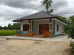 Desain depan rumah ini ialah berbahan material kayu, baik teras ataupun langit langit depan rumah. Desain Inspiratif Model Rumah Sederhana Di Pedesaan Dengan Atap Limas Rumah Rumah Indah Desain