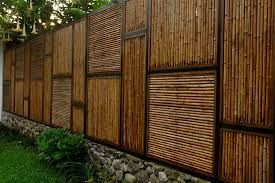 30 contoh ide pagar kayu minimalis nan unik untuk rumah selain mempercantik pekarangan juga membuat hunian terkesan. Lingkar Warna 60 Inspirasi Desain Pagar Dari Bambu