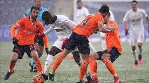 Medipol başakşehir ise 30 puanda kaldı ve liderliği de kaybetmiş oldu. Basaksehir Ile Sivasspor Puanlari Paylasti