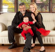 Lucky ali with his daughter tasmiyah from his first wife meaghan jane mccleary.filmipop. Love Life Of Lucky Ali Married Thrice And Says That He Is Not A One Woman Man
