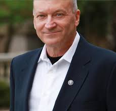 The class of 1976 has lost another member. Greg Lehman has passed away. My  heart is heavy. He was such a kind person. I was proud to call him cousin.  My heart