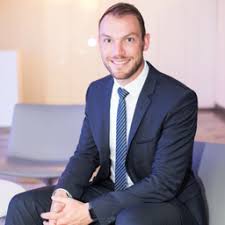 Wir bieten informationen wie öffnungszeiten, genaue standort und anfahrtsplan von jedes deutsche bank einzahlungsautomat. Dominik Reichardt Filialdirektor Deutsche Bank Privat Und Firmenkundenbank Ag Xing