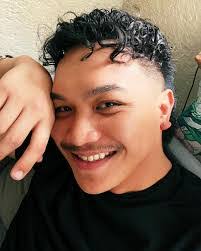 Louis Dane's Instagram, Twitter & Facebook