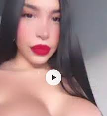 Ennid Wong sufre accidente con la blusa; se le baja toda y así reaccionó ( VIDEO) - La Razón de México