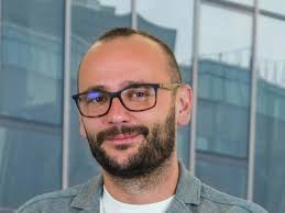 您的职业生涯在此起航- 从第一天起，与我们共同学习与成长吧！