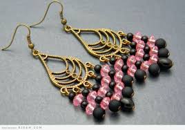 صور اكسسوارات حلق الأذن بلون الزهري Pink Earrings Beautiful Jewelry Jewelry Design