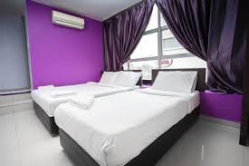 Smart hotel shah alam is highly recommended for backpackers who want to get an affordable stay yet comfortable at the same time. Smart Hotel Shah Alam Seksyen 15 In Malaysia