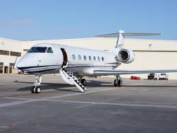 He Likes To Travel In Style And Owns A Gulfstream G550 Private Jet Worth About 54 Million Private Jet Jet Private Jet Plane