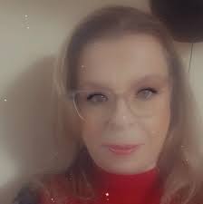 What are some tips and recommendations for visiting Ireland?