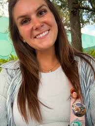 Skyliner has been down for thunder, been waiting for a bus to Epcot for  over 30 minutes. Have a reservation for space 220 in 4 minutes. So if you  see me in