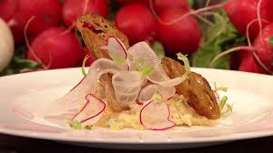 Obatzda (also spelt obazda and obatzter) is a bavarian cheese delicacy. Wir In Bayern Rezepte Obatzter Mit Eiszapfen Radieserl Salat Rezepte Wir In Bayern Br Fernsehen Fernsehen Br De