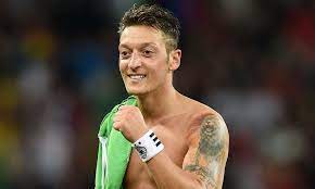 See a recent post on tumblr from @dieeeemannschaft about mesut+ozil. Tattoo Convention In Berlin Every Tenth German Has A Tattoo