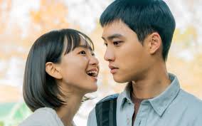 'Secret: Untold Melody' starring EXO's D.O. surpasses 800,000 viewers at  the box office