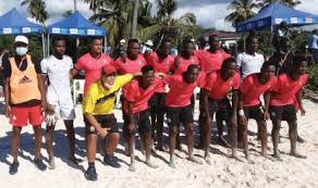 Planeje sua próxima viagem com a latam. Mocambique Com Pe E Meio No Can De Futebol De Praia Pressreader