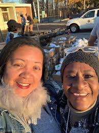 Thanks to volunteers and sponsors for giveaway event