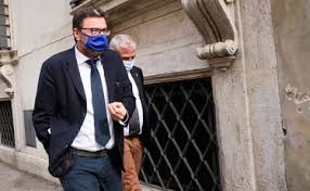 È vero, infatti per ora hanno cominciato ad arrestare sia a destra che a sinistra. Giancarlo Giorgetti Retroscena In Casa Lega C E Lui Dietro Letizia Moratti Il Vero Obiettivo Grosso Di Salvini Libero Quotidiano