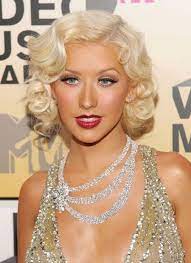 Image Result For Christina Aguilera Short Curly Hair Christina Aguilera Hairstyles Christina Aguilera Hair Vintage Hairstyles