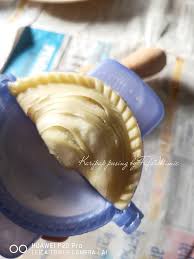 Karipap pusing yang sangat glamer pada setiap kali tibanya ramadan. Step By Step Buat Karipap Pusing Rangup Sedap Ikut Cara Ni Je Gerenti Jadi Pa Ma