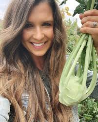 10 Best 'Gardenfluencers' To Follow For Beginners