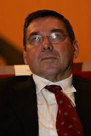 Aufsichtsratsmitglied Ronald Wulff übernimmt ab November kommissarisch den  Vorstandsvorsitz Fußball