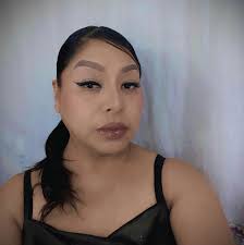 Angelik Perez's Instagram, Twitter & Facebook