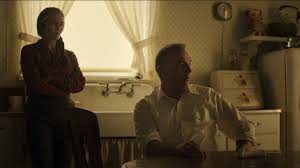 Шериф джордж блэкледж и его жена маргарет теряют сына и отправляются в дакоту, оставив своё ранчо в монтане. Review Let Him Go Fails To Juggle Multiple Genres