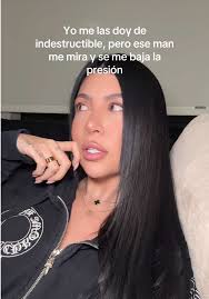 Me Mira Y Se Le Baja La Presión