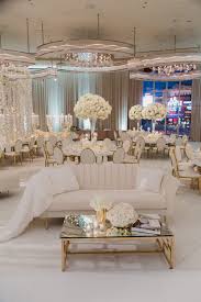Andrea Eppolito Events Las Vegas Wedding Planner White And White And Luxe All Over Wedding Of Meagan Kasey In 2020 Las Vegas Wedding Planner Las Vegas Weddings Wedding Mirror