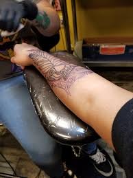 Naughty Dog On Twitter As A Birthday Gift Iris Got A Tattoo Inspired By Ellie S In The Last Of Us Part Ii Happy Birthday Iris Share Your Own Tattoos Fan Art Cosplay