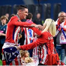 She and antoine started dating in 2011 and would marry in 2017. Erika Choperena On Instagram Amigosss