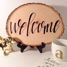Welcome Rustic Wood Burned Sign By Onefinemorningstudio On Etsy Pirografia Su Legno Casa Fai Da Te Pirografia