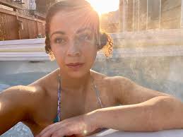 I wanna be where the people are… 🎶 “ 🧜🏽‍♀️ #hottub #homespa