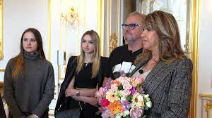 Papa ist Diktatur“ – Davina und Shania lästern über Robert Geiss