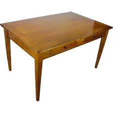 Jahrhundert, kirschbaum furniert, vierkantbeine mit leicht ausgestellten füßen, zarge mit verstecktem schubfach, tischplatte mit gratleisten. Biedermeier Schreibtisch Antik Held De