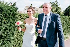 Für ihre gratulation zur hochzeit an das liebe brautpaar möchten sie sich genau genommen etwas ganz besonderes überlegen? Hochzeit In Der Kirche I Hochzeitsfotograf Magdeburg