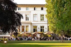 Provisionsfrei und vom makler finden sie bei immobilien.de. Chef Patissier Bei Gaste Haus Klaus Erfort In Saarbrucken Rolling Pin