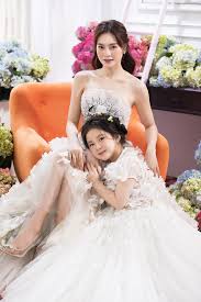 Nghi vấn ninh dương lan ngọc bị phát tán clip nóng trên web đen. Ninh DÆ°Æ¡ng Lan Ngá»c Khoe Chau Gai Ma Ai CÅ©ng Pháº£i Xuyt Xoa 6 Tuá»i Ä'a Tháº¿ Nay Tiá»u Má»¹ Nhan Má»i Cá»§a Vbiz La Ä'ay Saoexpress