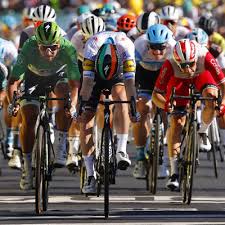 From saturday 6th of july to sunday 28th of july 2019, the 106th tour de france includes 21 stages for a total length of 3 460 kilometers. 10 Etappe Tour De France 2020 Radsport News Com
