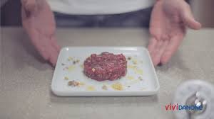 Tartare di carne, funghi & gorgonzola dop. Tartare Di Manzo Alla Siciliana Una Ricetta Rapida E Fresca Vividanone It Youtube
