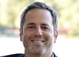 Nick Cheek's Instagram, Twitter & Facebook