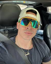 Adrian Peres (@_apere2) • Instagram photos and videos