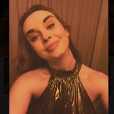 Sophie Weeks's Instagram, Twitter & Facebook