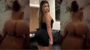 Video de sexo da Ani Rocha dando a buceta de quatro
