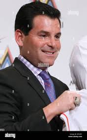 Tokyo, Giappone. 29 gen, 2015. (L-R) David Sansone, Ichiro Suzuki, Michael  Hil, Dan Jennings (Marlins) MLB : Miami Marlins appena firmato outfielder  Ichiro Suzuki (seconda a sinistra), il presidente David Sansone (L),