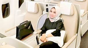 Pada suatu hari sebut saja namanya andi pergi kesekolah dengan berpamitan kepada kedua orang tuanya sambil mencium tangan ayah. 5 Kebenaran Yang Orang Tidak Tahu Tentang Anak Dara Tua Setujukah Anda